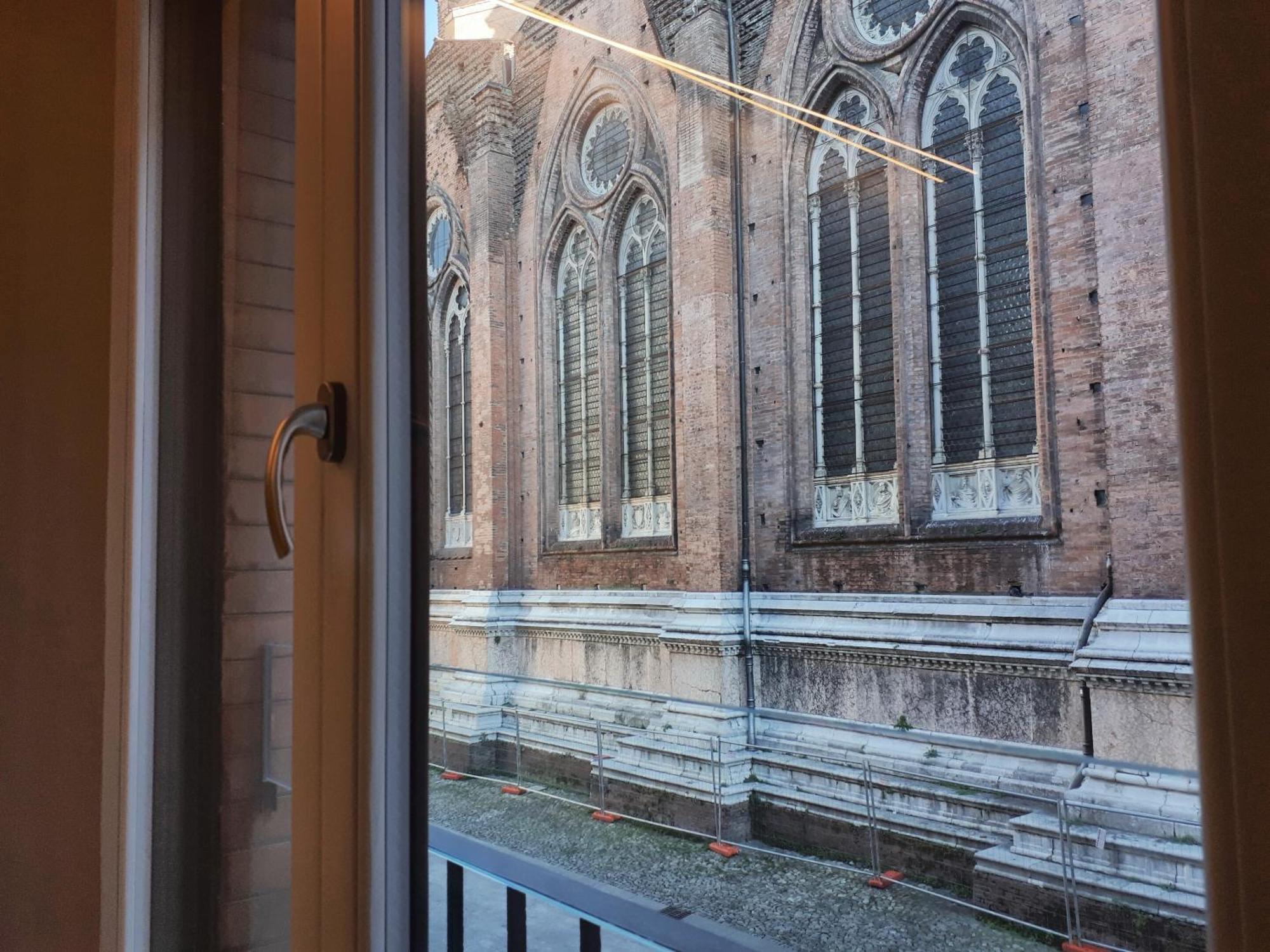 Smart Apartment Nettuno - Twa Bologna Bagian luar foto